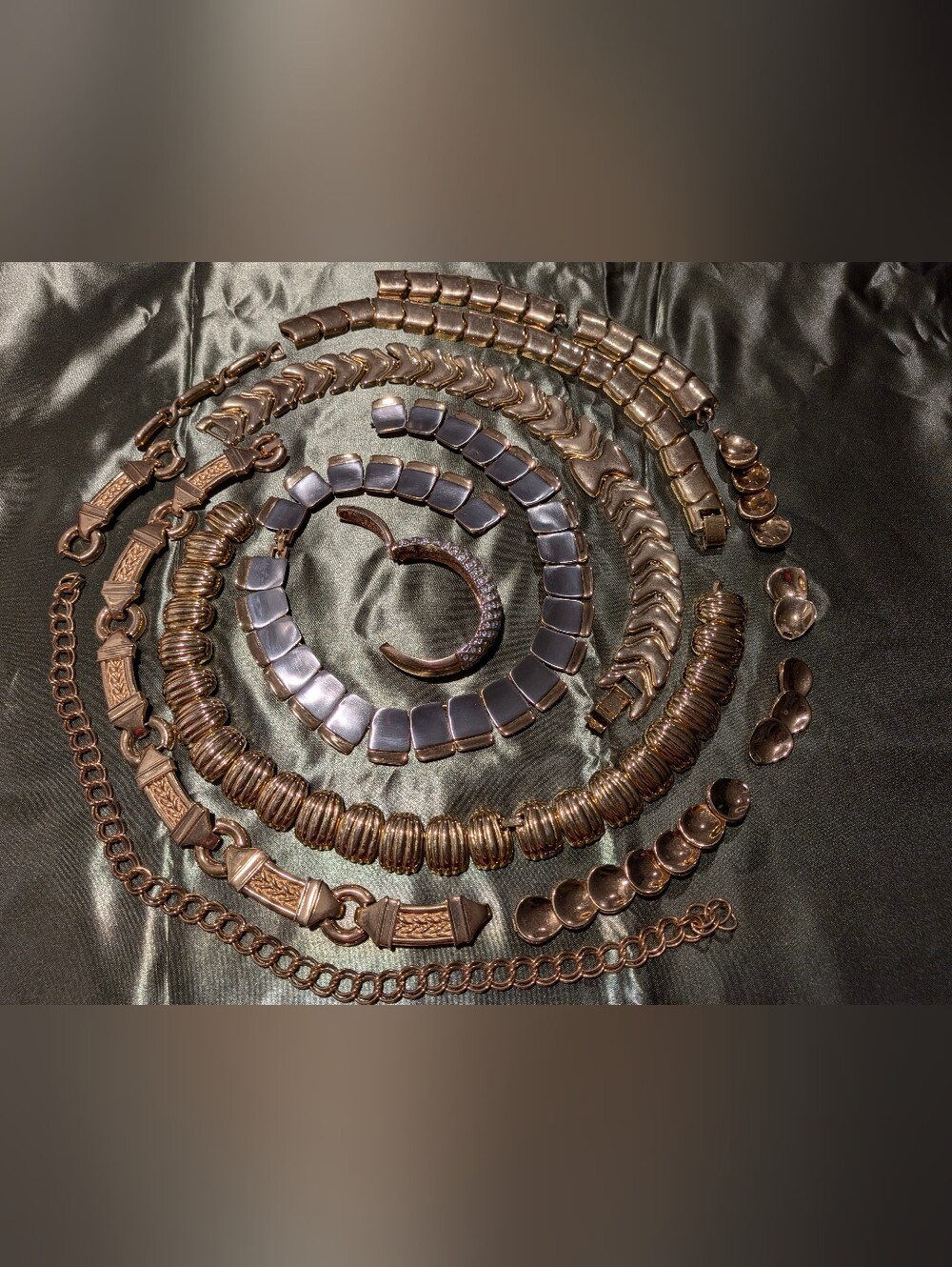 BROKEN Vintage Jewelry Pieces